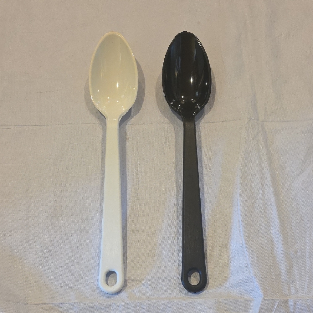 Taylor Made Vintage Plastic Cooking Serving Spoons Black White‎ Set of 2